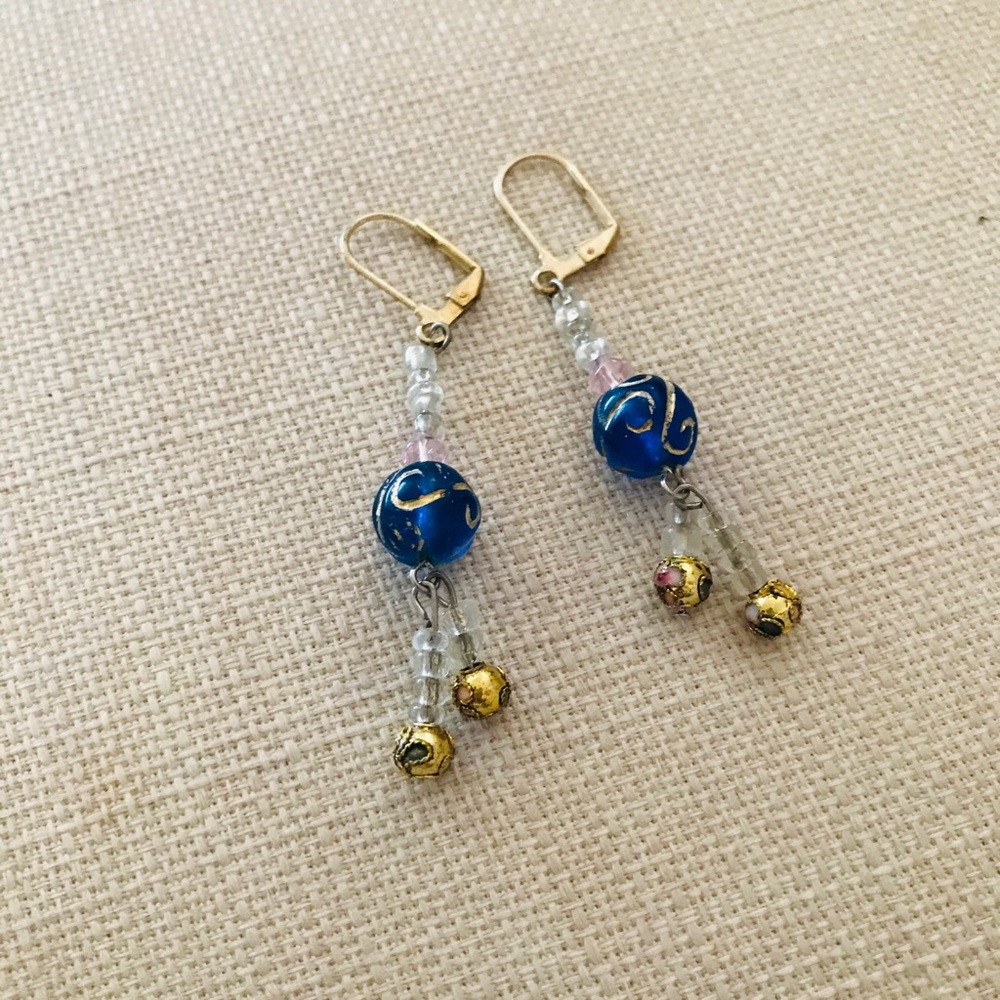 Earring - Picture 2 of 4